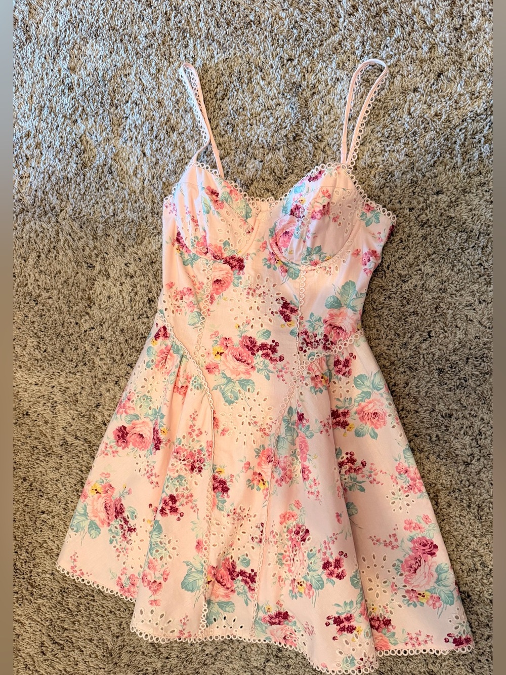 ASTR The Label Birdie dress in pink floral. Size XS - Picture 5 of 8